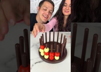 Eternas Join 4 #Eternas #boardgames #connect4 #video games #Shorts